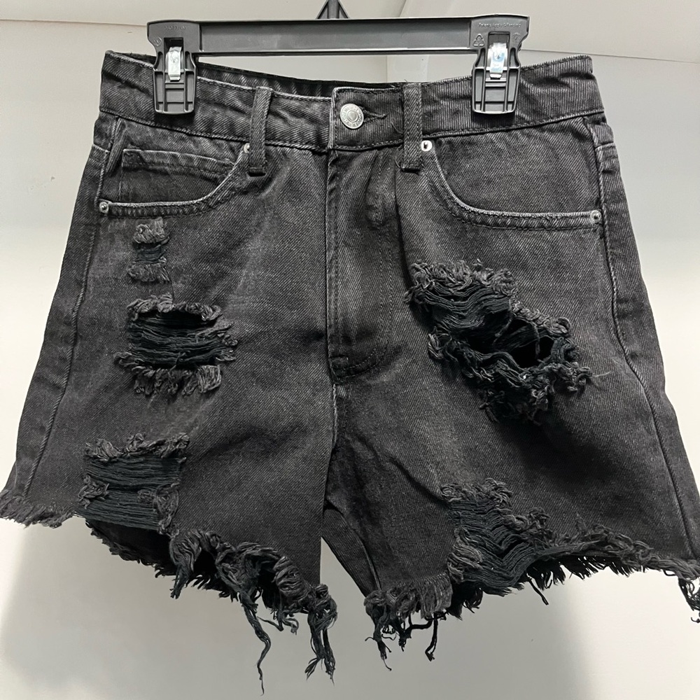 NWOT Forever 21 Black Ripped Jean Shorts